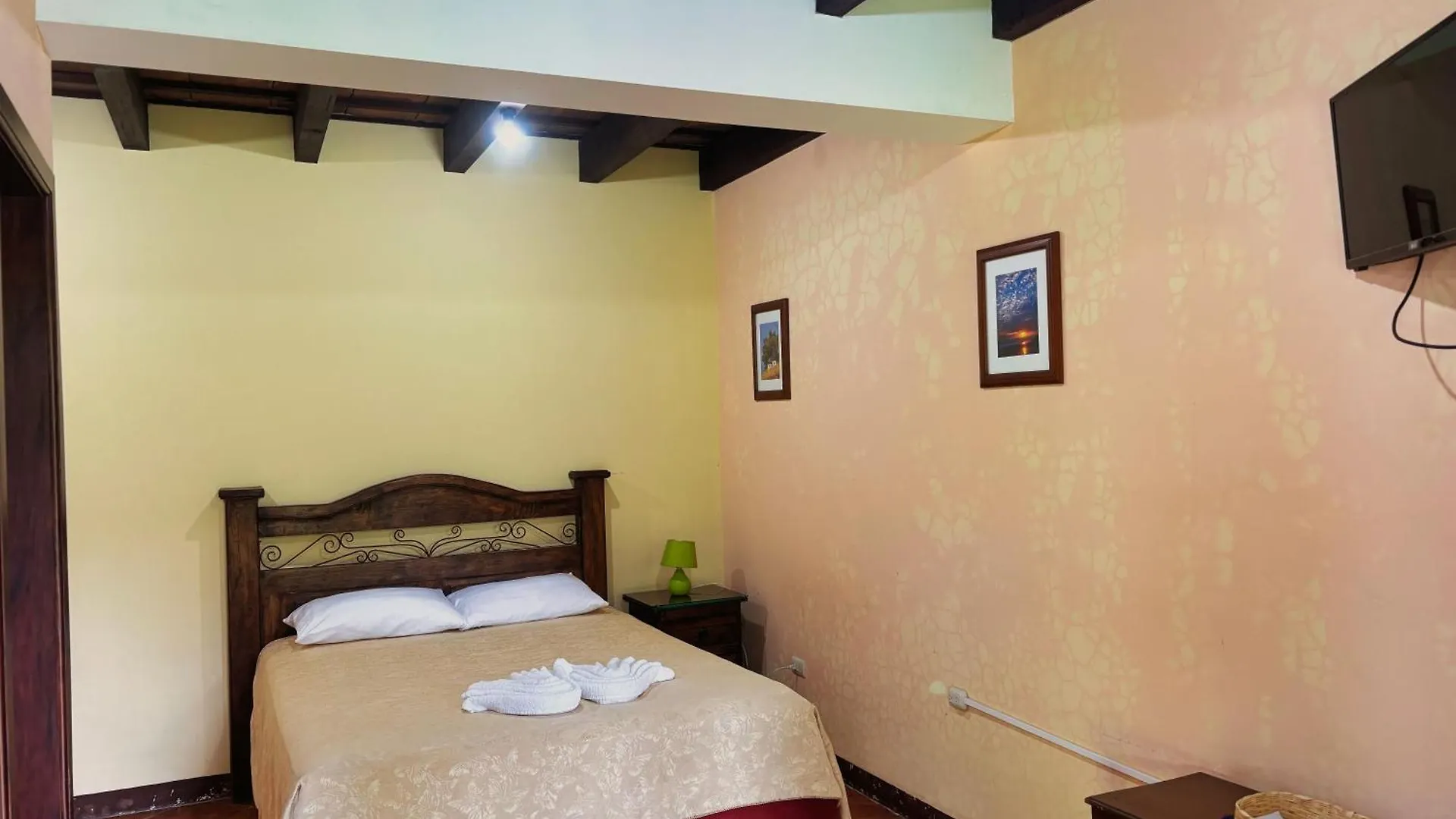 Alana Hotel By Ish Antigua Gwatemala